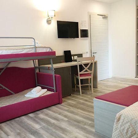Alma Living Hotel- Al Girarrosto 벤조네 외부 사진