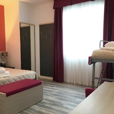 Alma Living Hotel- Al Girarrosto 벤조네 외부 사진