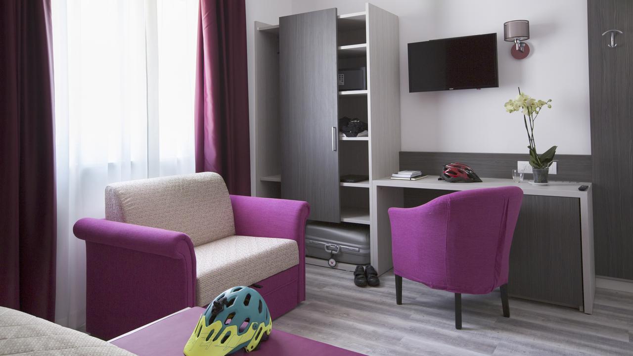 Alma Living Hotel- Al Girarrosto 벤조네 외부 사진